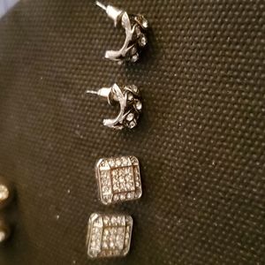 2 PAIR OF SILVER TONE FASHION EARRINGS